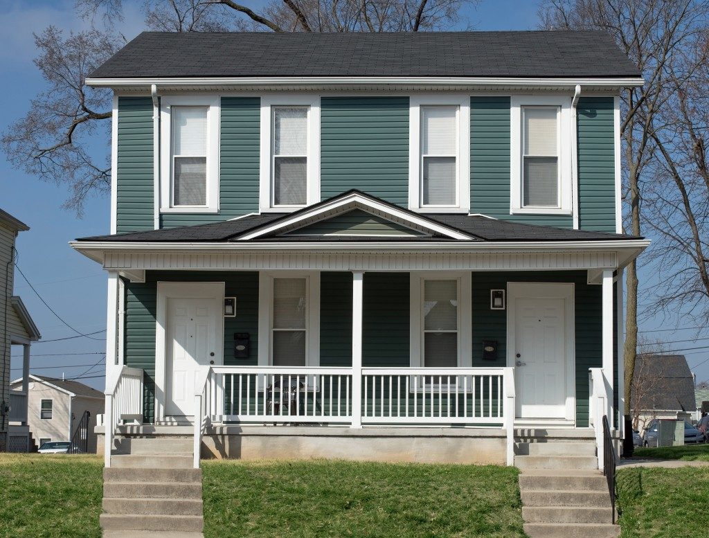 Midwest Duplex or Double Housing